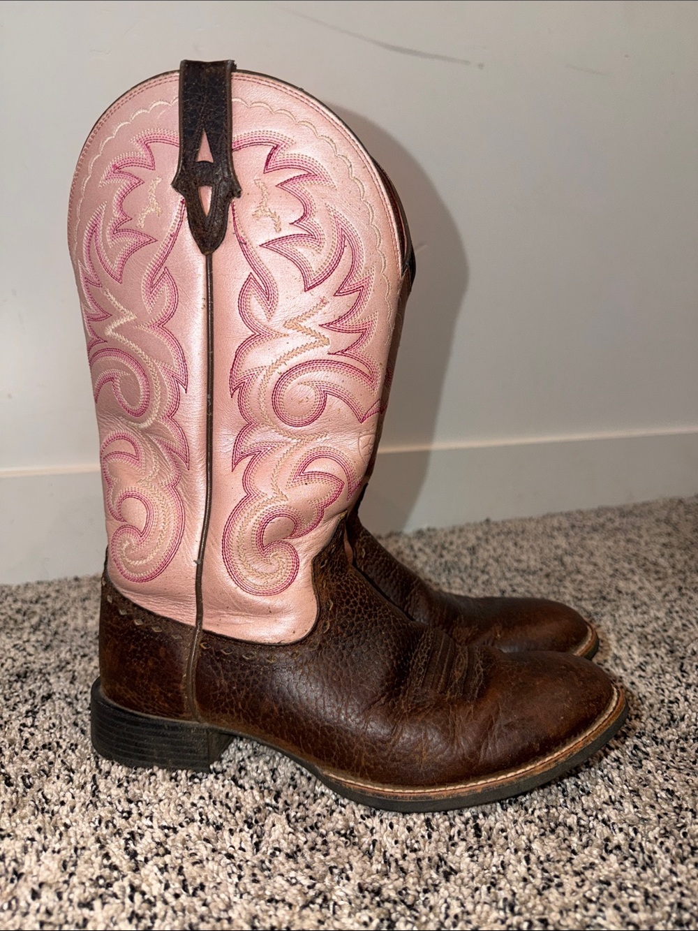 Ariat Rancher Boots Pink Women's Hybrid Barnyard Size 7.5